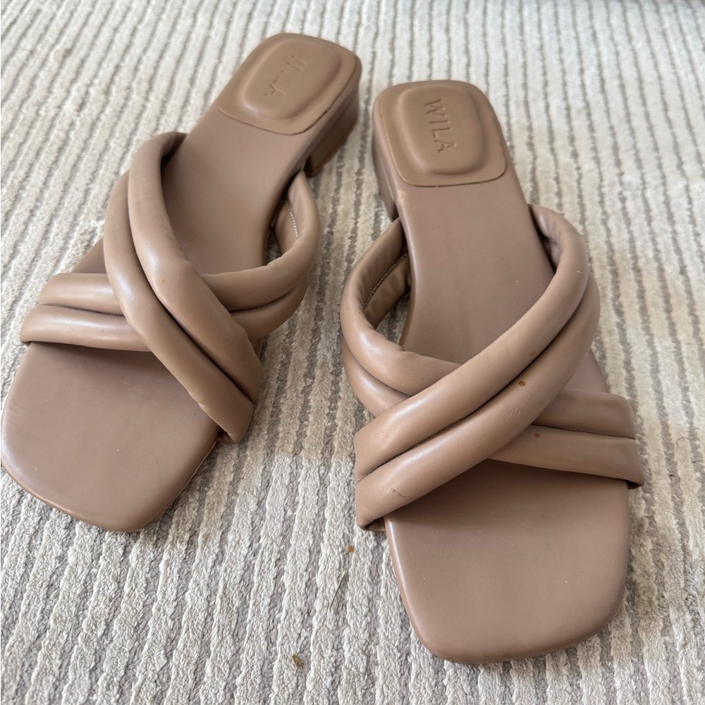 Women Cross-Strap Sandals